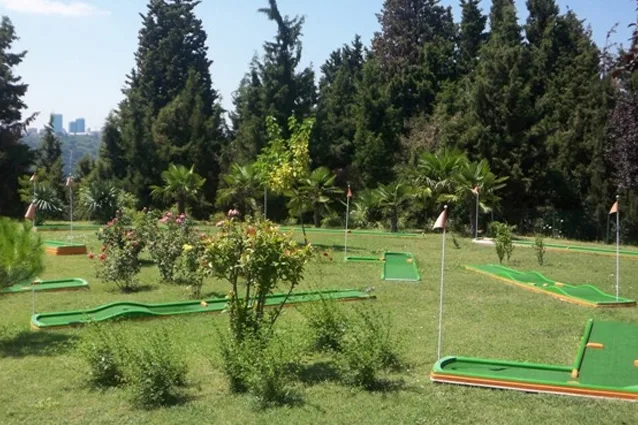 Satranç ve mini golf